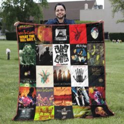 Alice in Rze2ains Lover Blanket Quilt TN