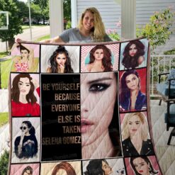 Selena Gomez 2 Blanket Quilt B22