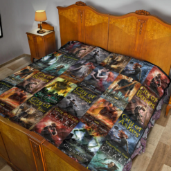 Alternative view of Shadowhunters 1 Blanket Quilt Rze1