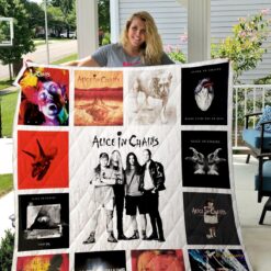 Alice in Rze2ains Blanket Quilt Rze1