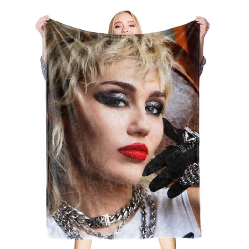 Miley Cyrus x Blanket Quilt B20