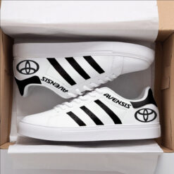 Toyota Avensis Skate Stan Smith New Shoes B21