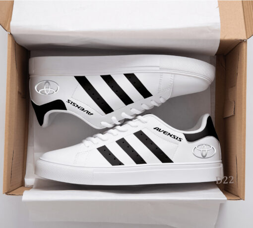 Toyota Avensis Skate Stan Smith New Shoes B21