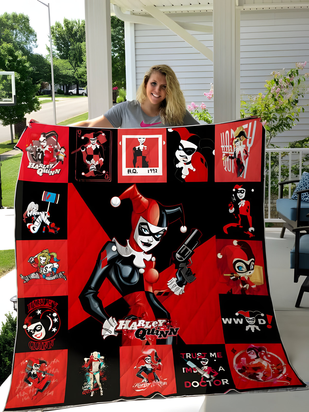 Harley Quinn 2 Quilt