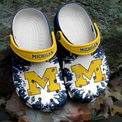 Michigan Wolverines Soft Clogs